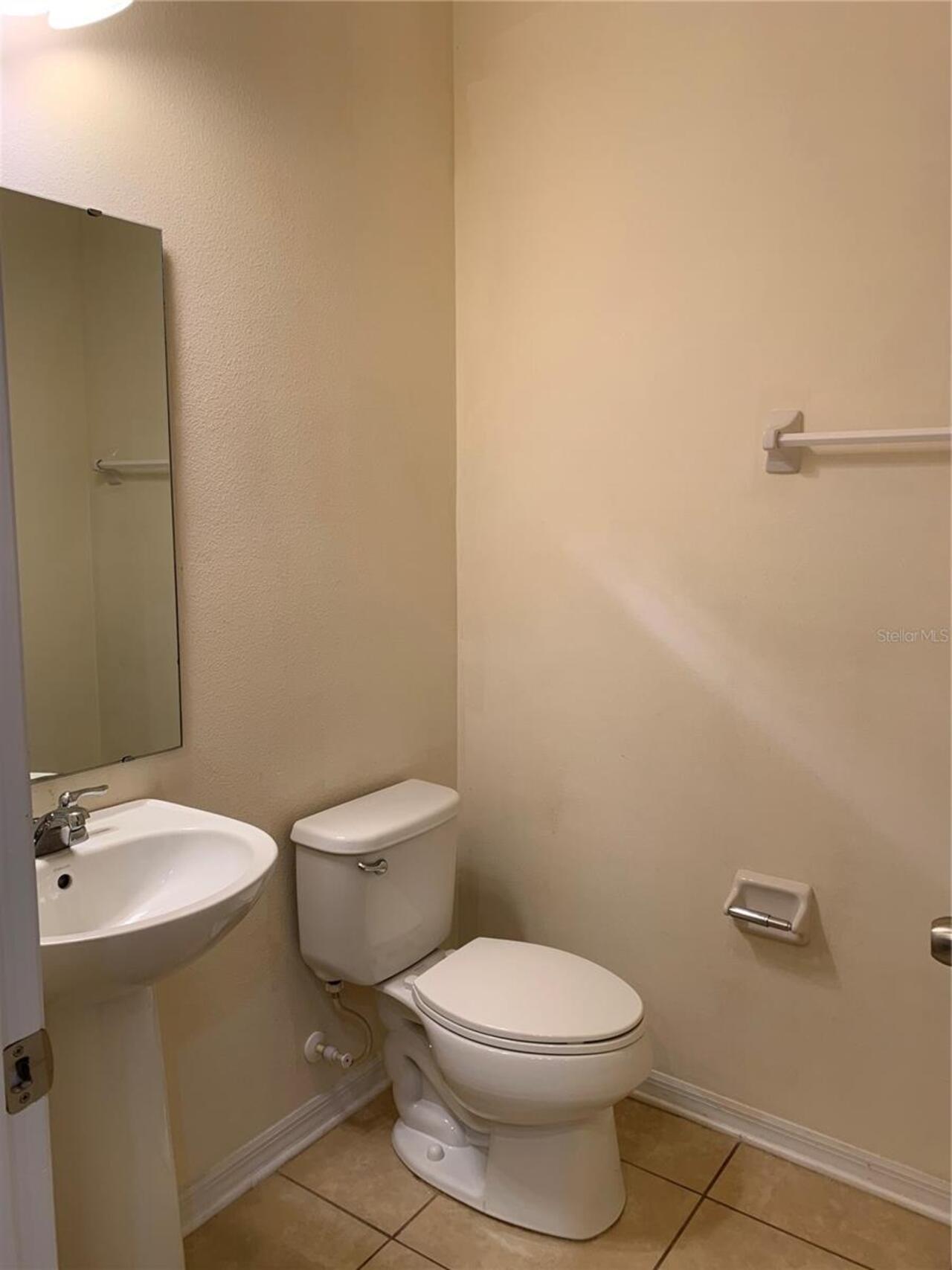 Listing Photo 8