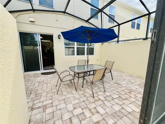 Listing Photo 10