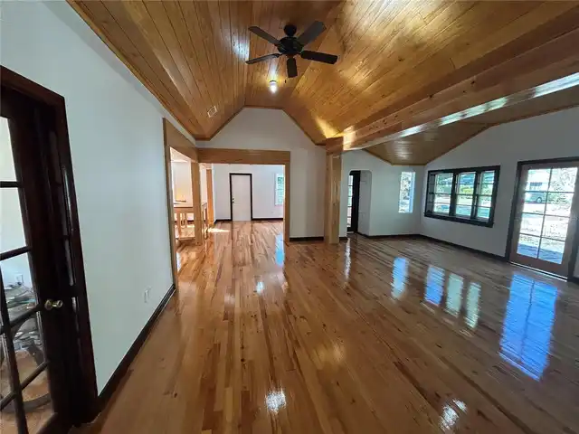 Listing Photo 21