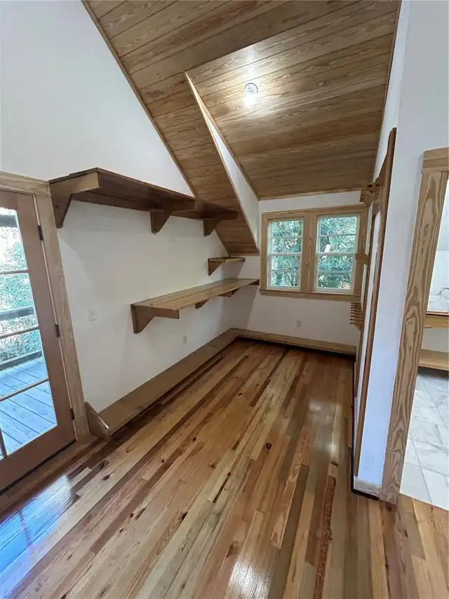 Listing Photo 25