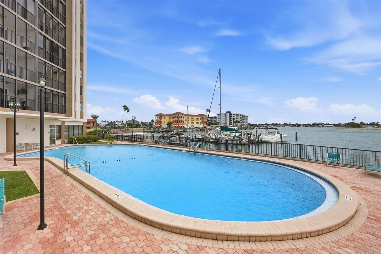 Listing Photo 11