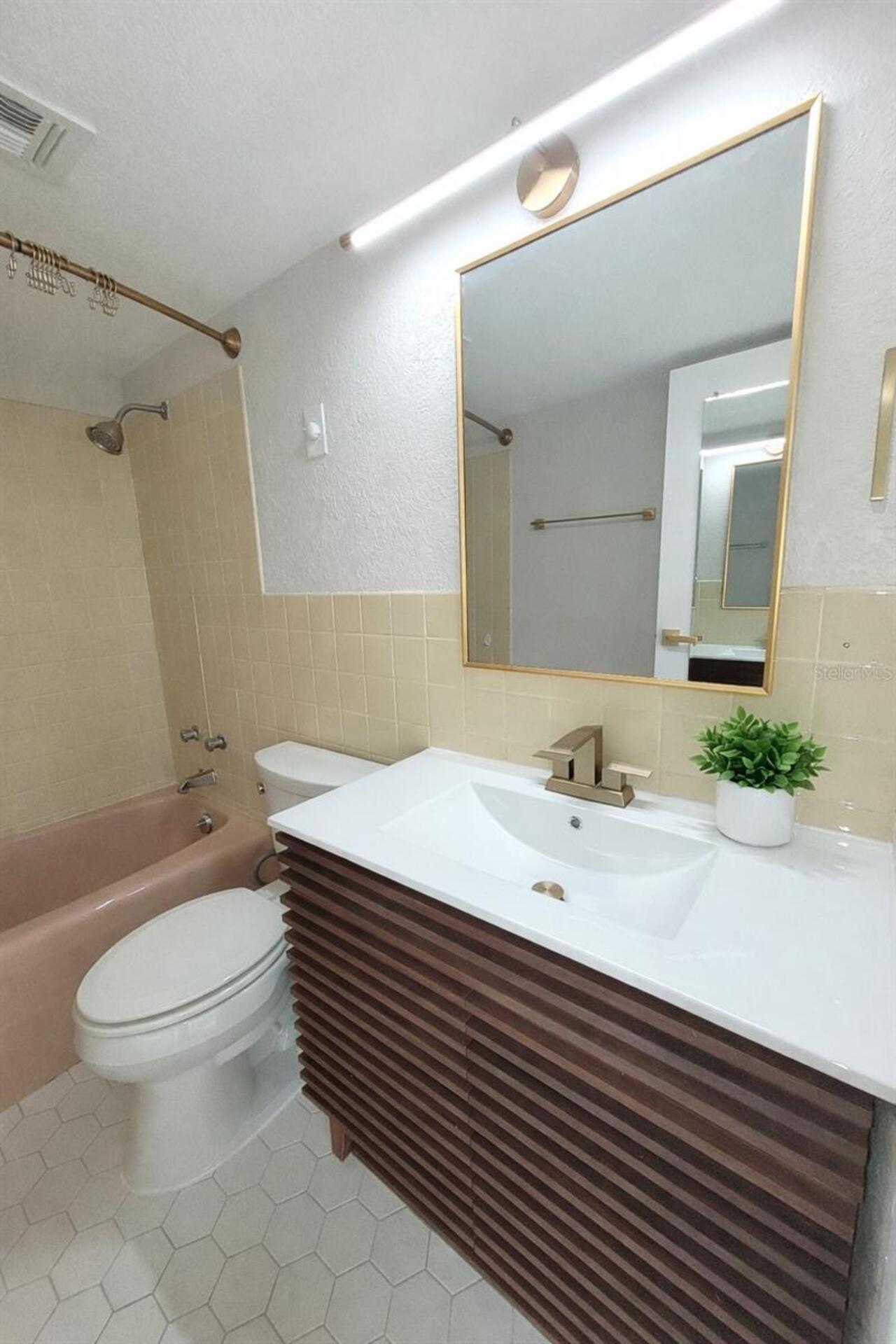 Listing Photo 38