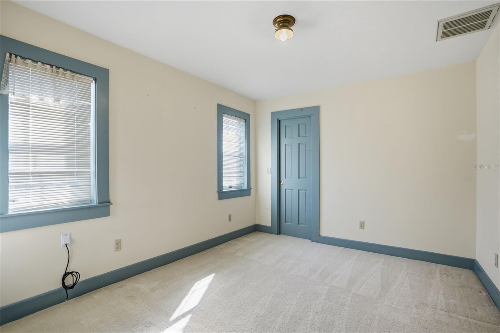 Listing Photo 23