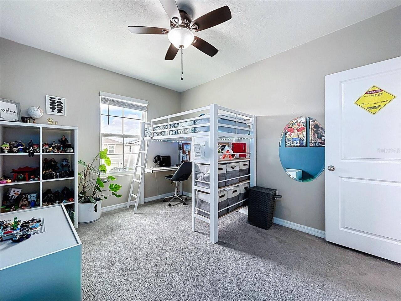 Listing Photo 18