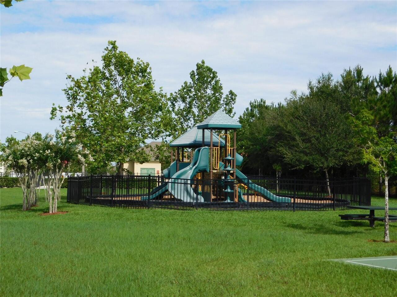 Listing Photo 14