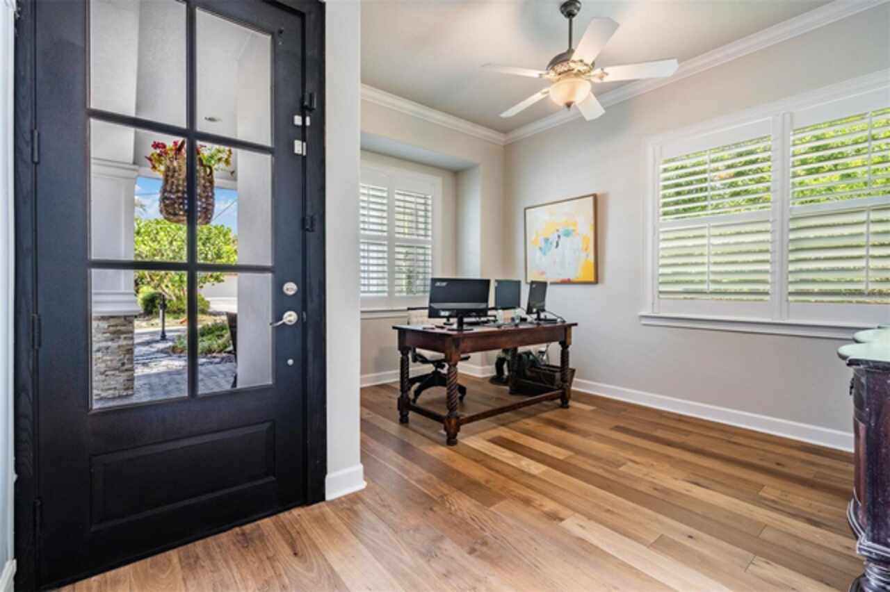 Listing Photo 6