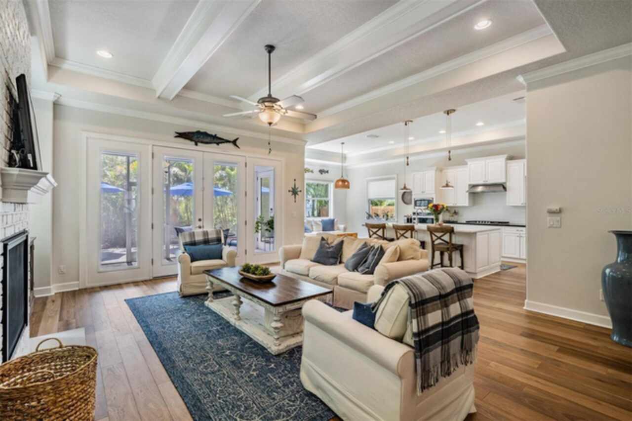 Listing Photo 8