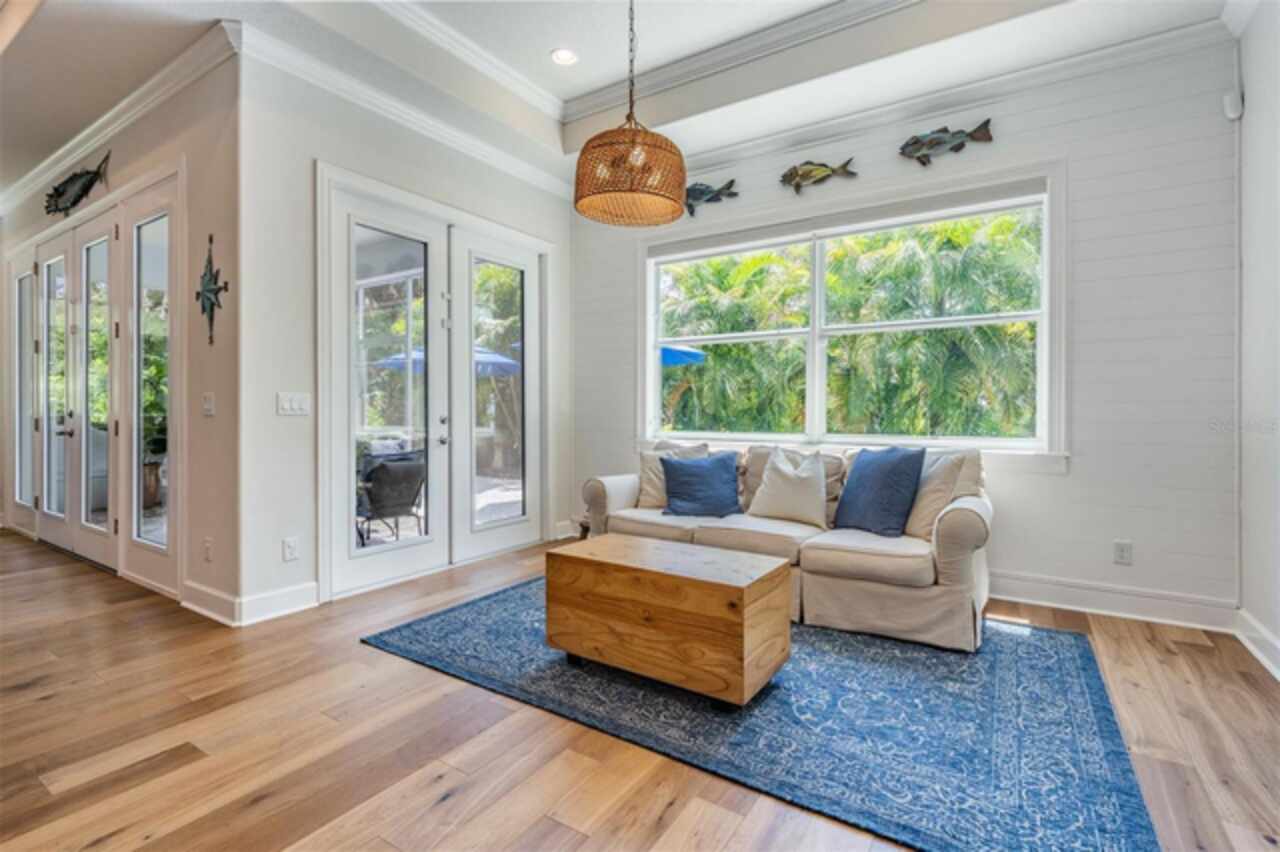 Listing Photo 18