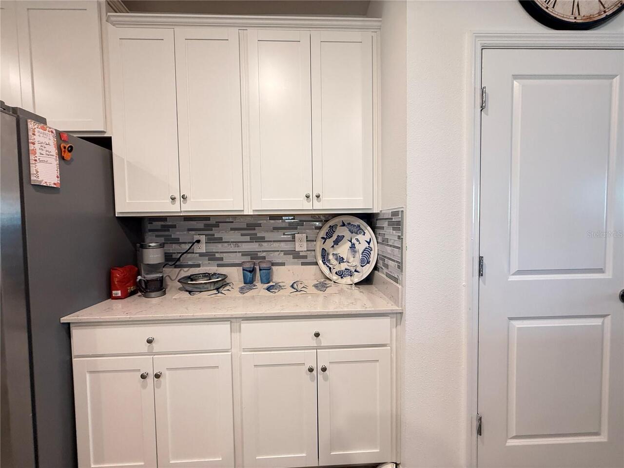 Listing Photo 8