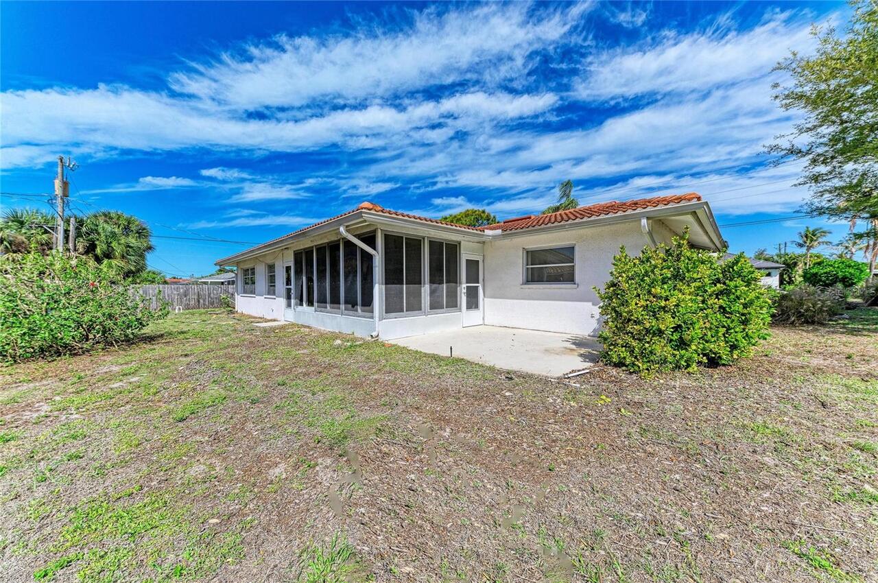 Listing Photo 15
