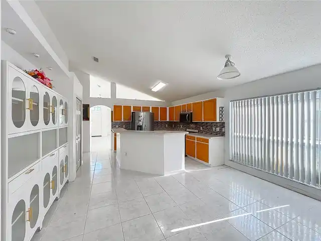 Listing Photo 22