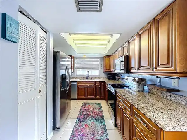 Listing Photo 15