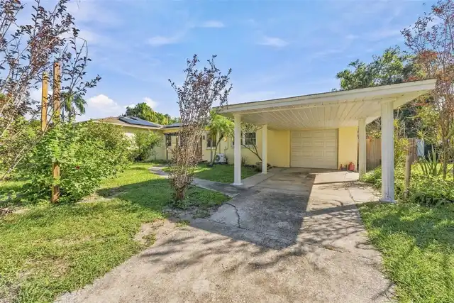 Listing Photo 7