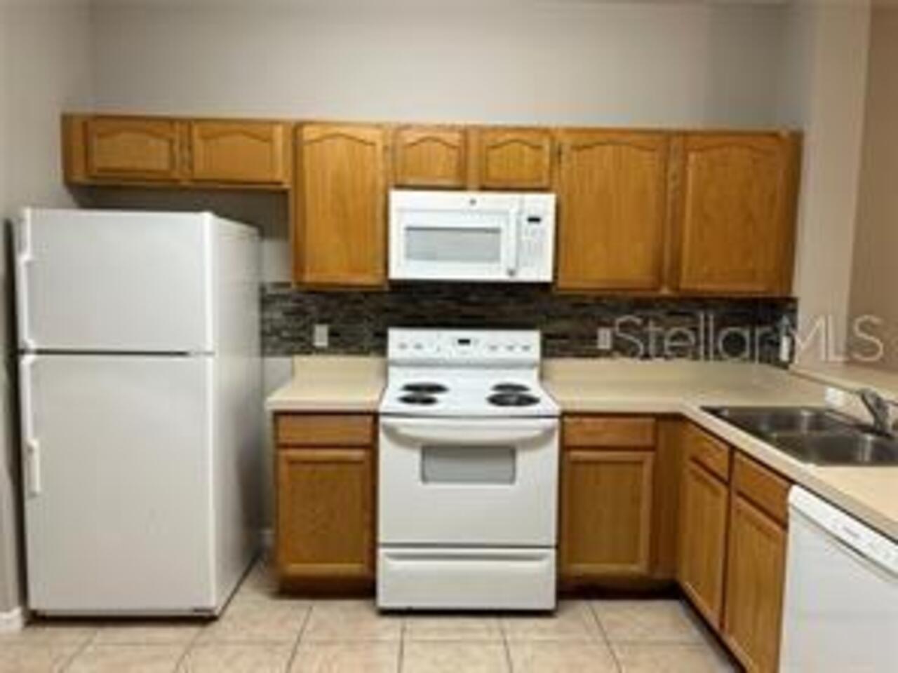 Listing Photo 9