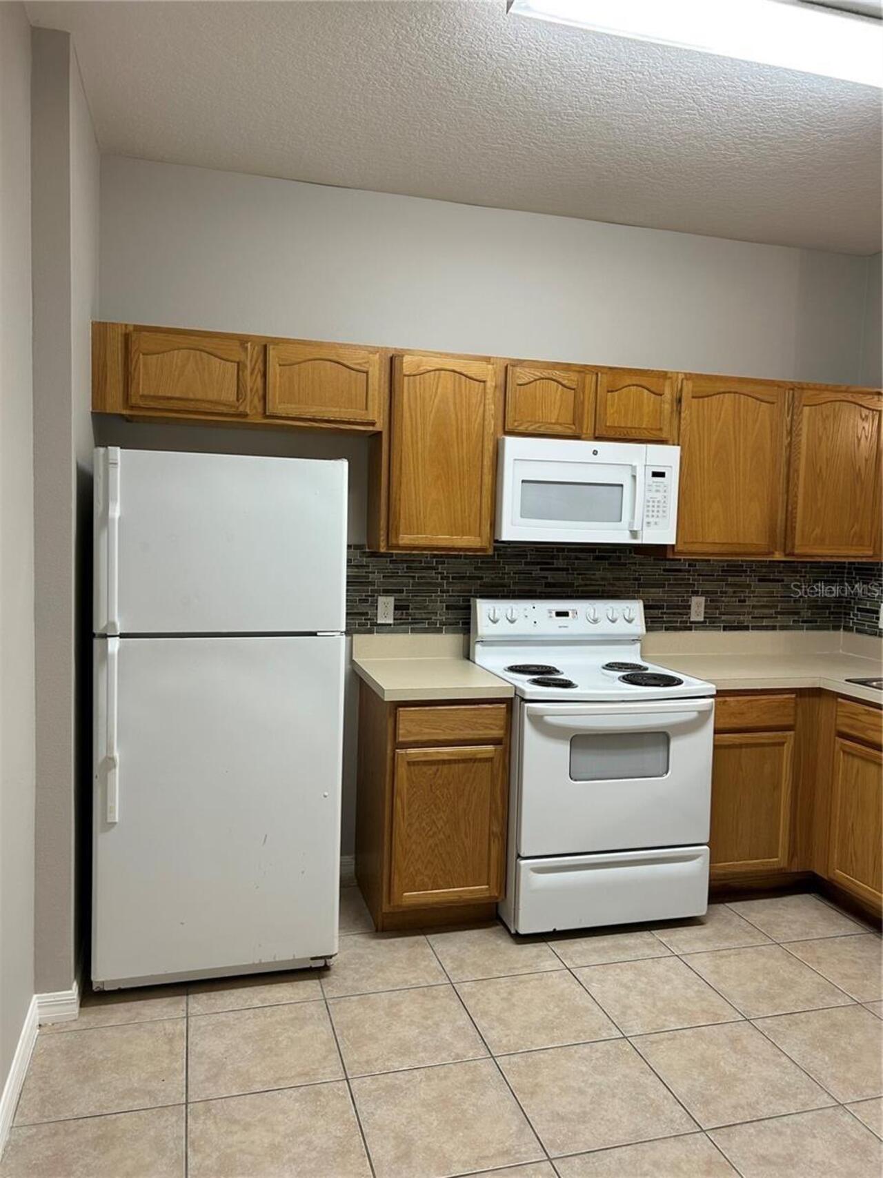 Listing Photo 9
