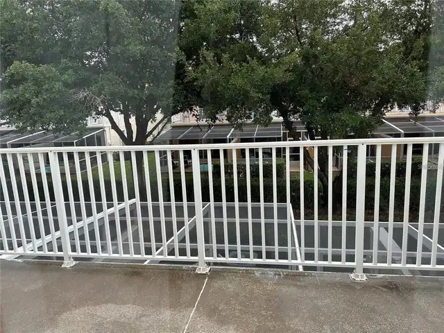 Listing Photo 24