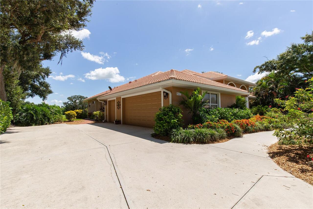 Listing Photo 54