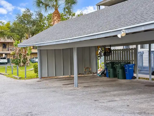 Listing Photo 16