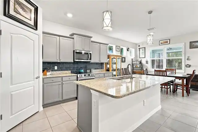 Listing Photo 10