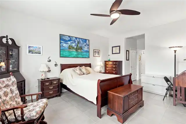 Listing Photo 18