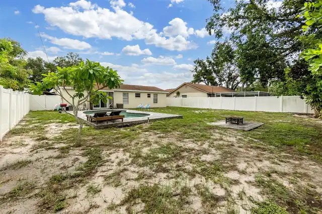Listing Photo 23