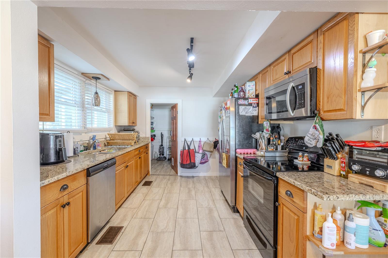 Listing Photo 15
