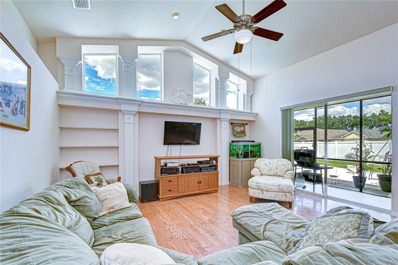Listing Photo 16