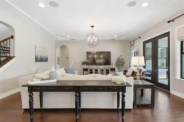 Listing Photo 18