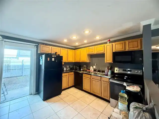Listing Photo 5