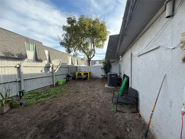 Listing Photo 16