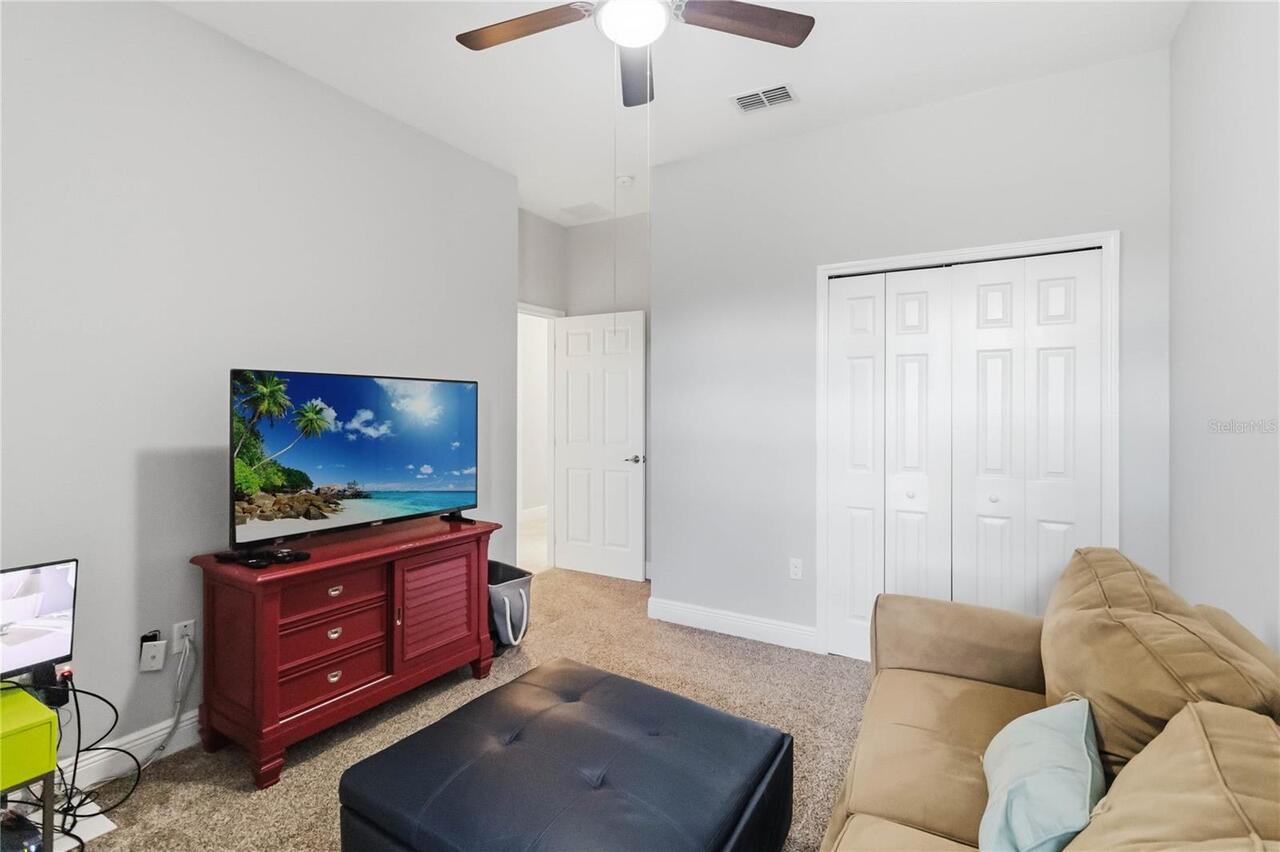 Listing Photo 34