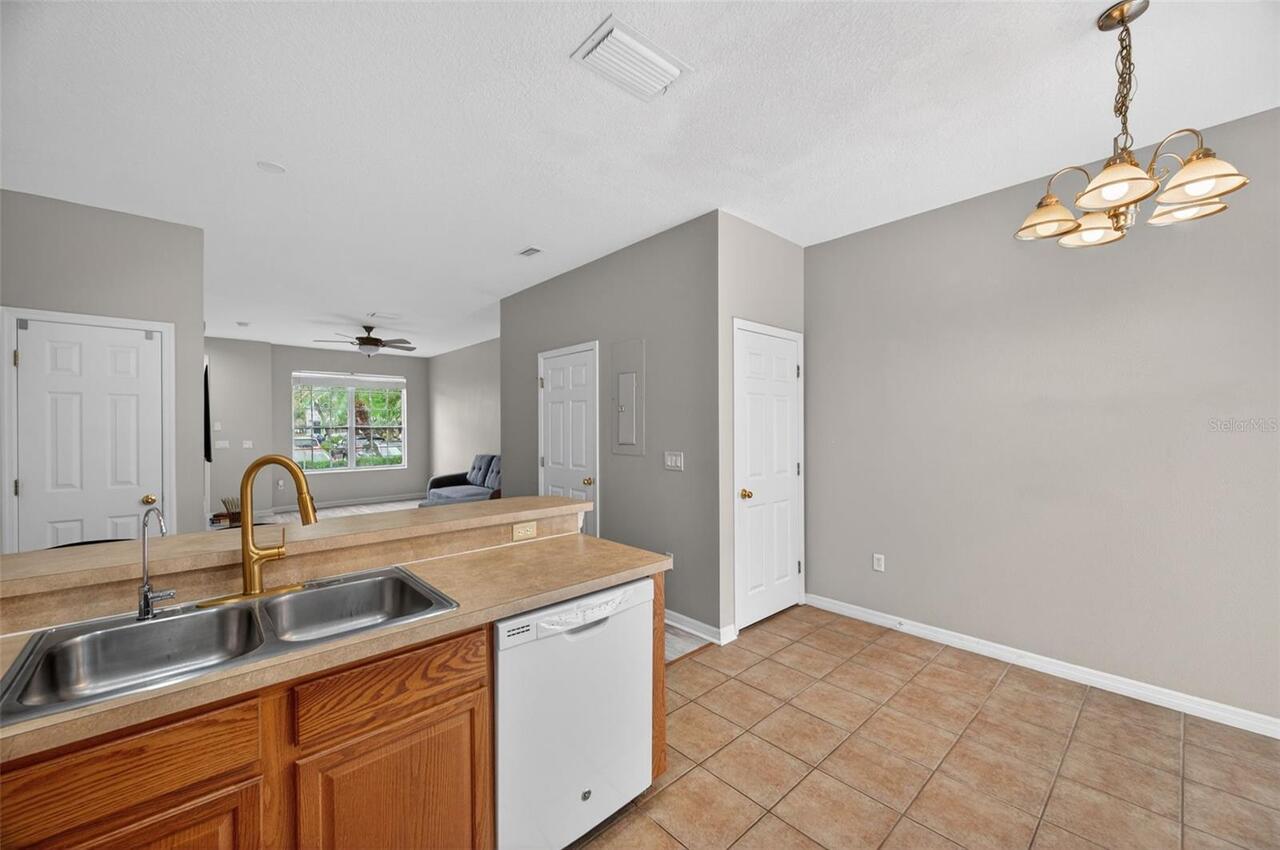 Listing Photo 14