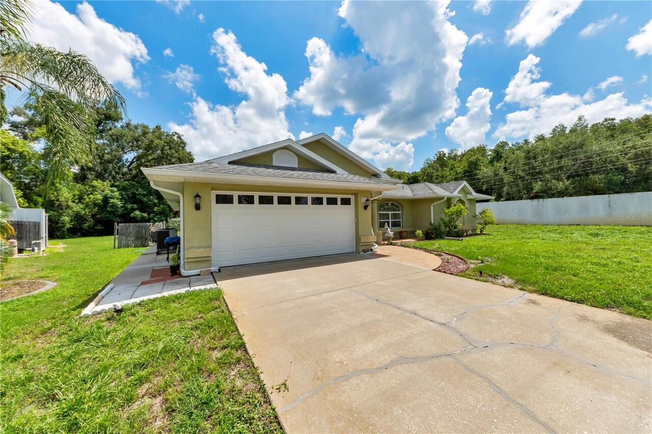 Listing Photo 8