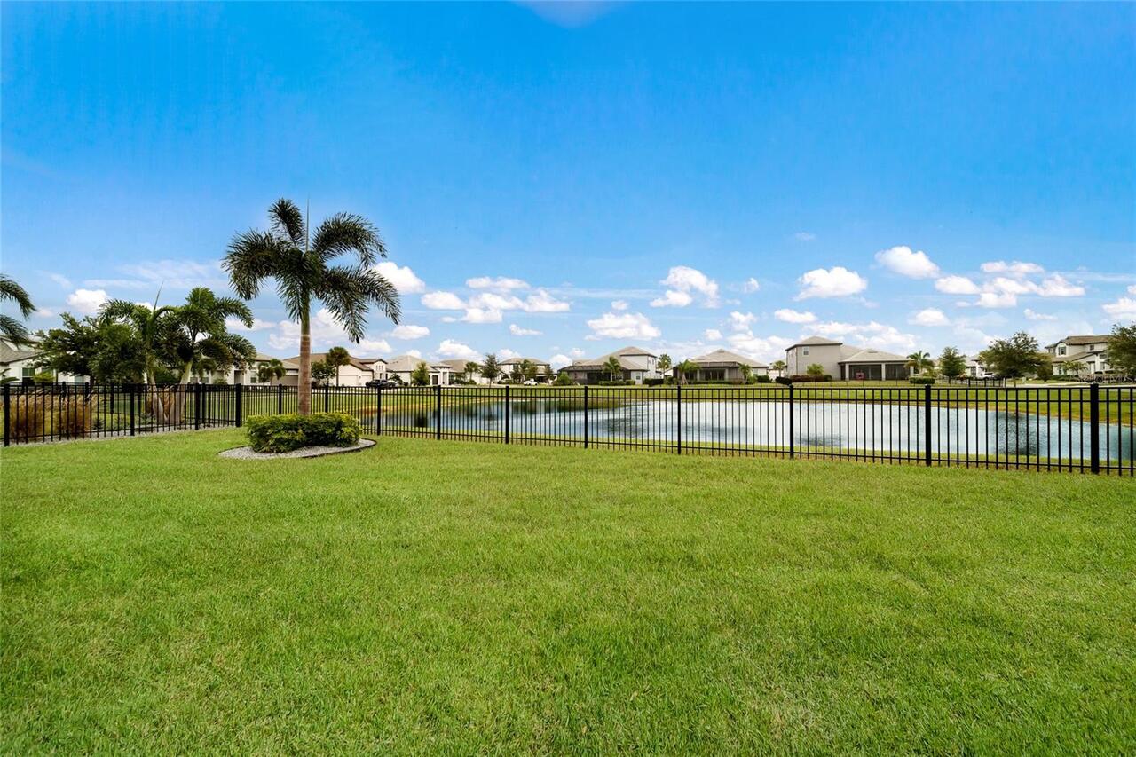 Listing Photo 38