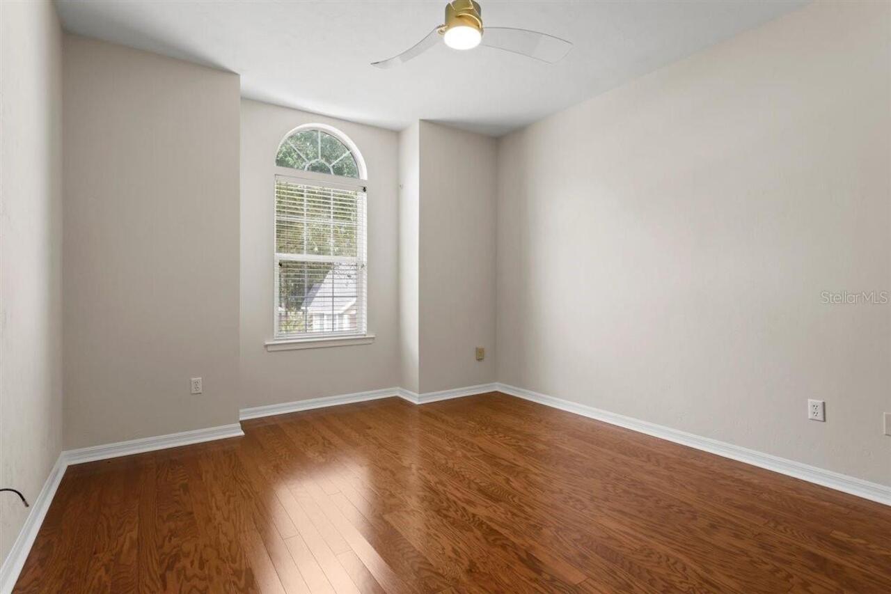 Listing Photo 26