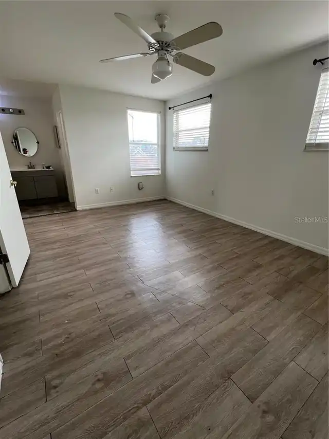 Listing Photo 13
