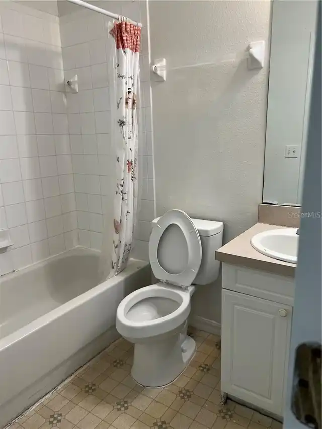 Listing Photo 15