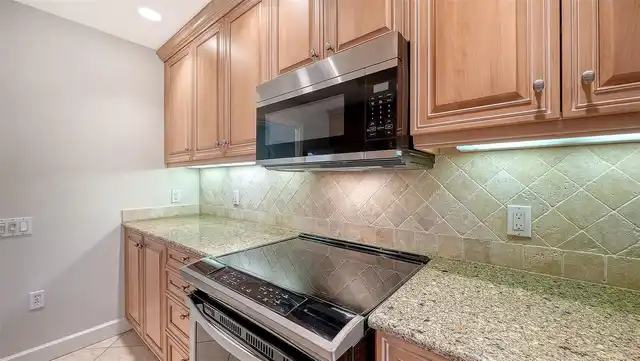 Listing Photo 19