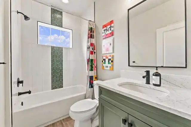Listing Photo 22