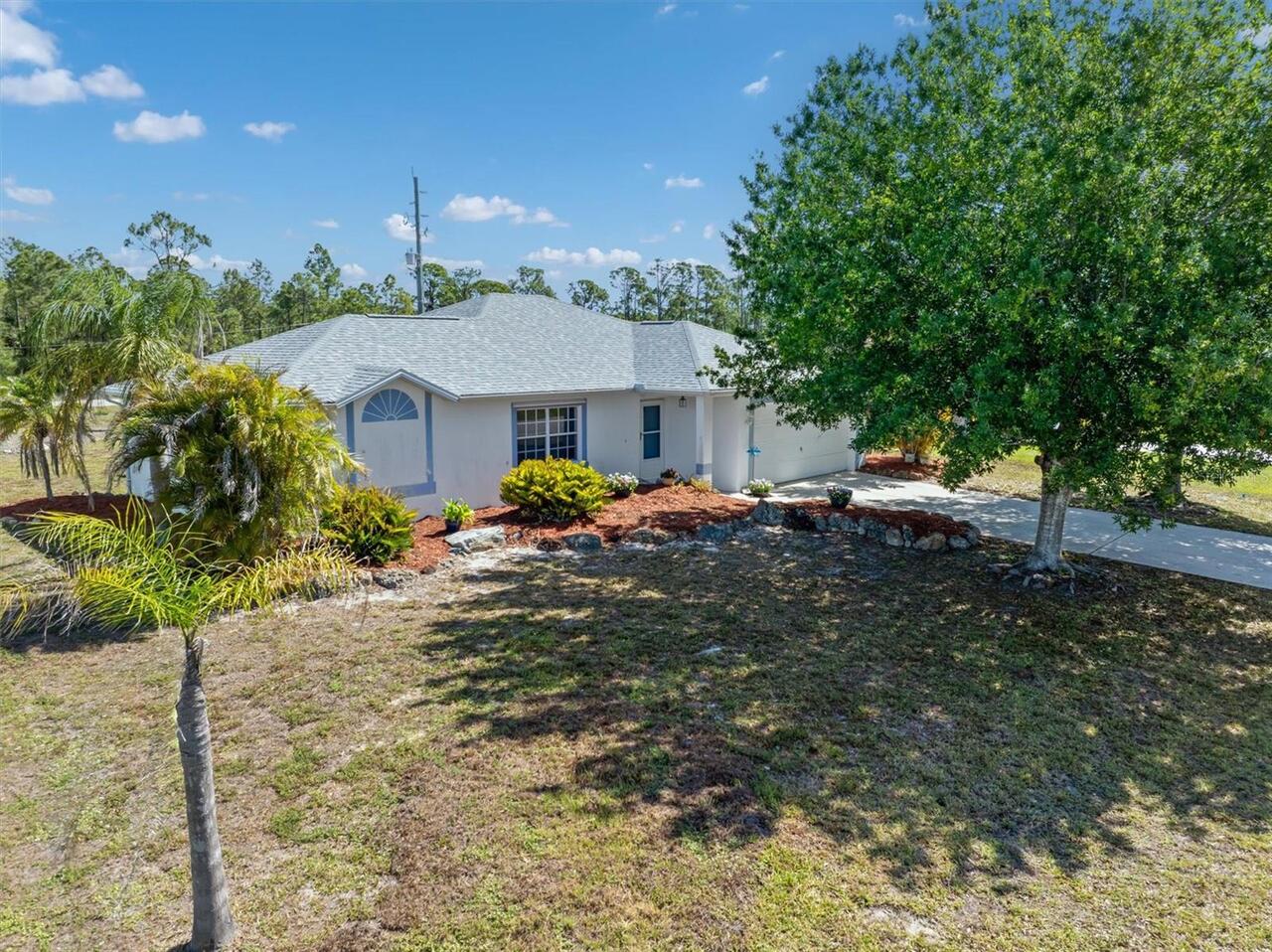 Listing Photo 9
