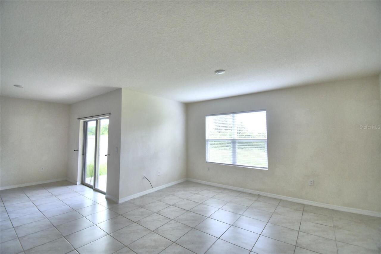 Listing Photo 35