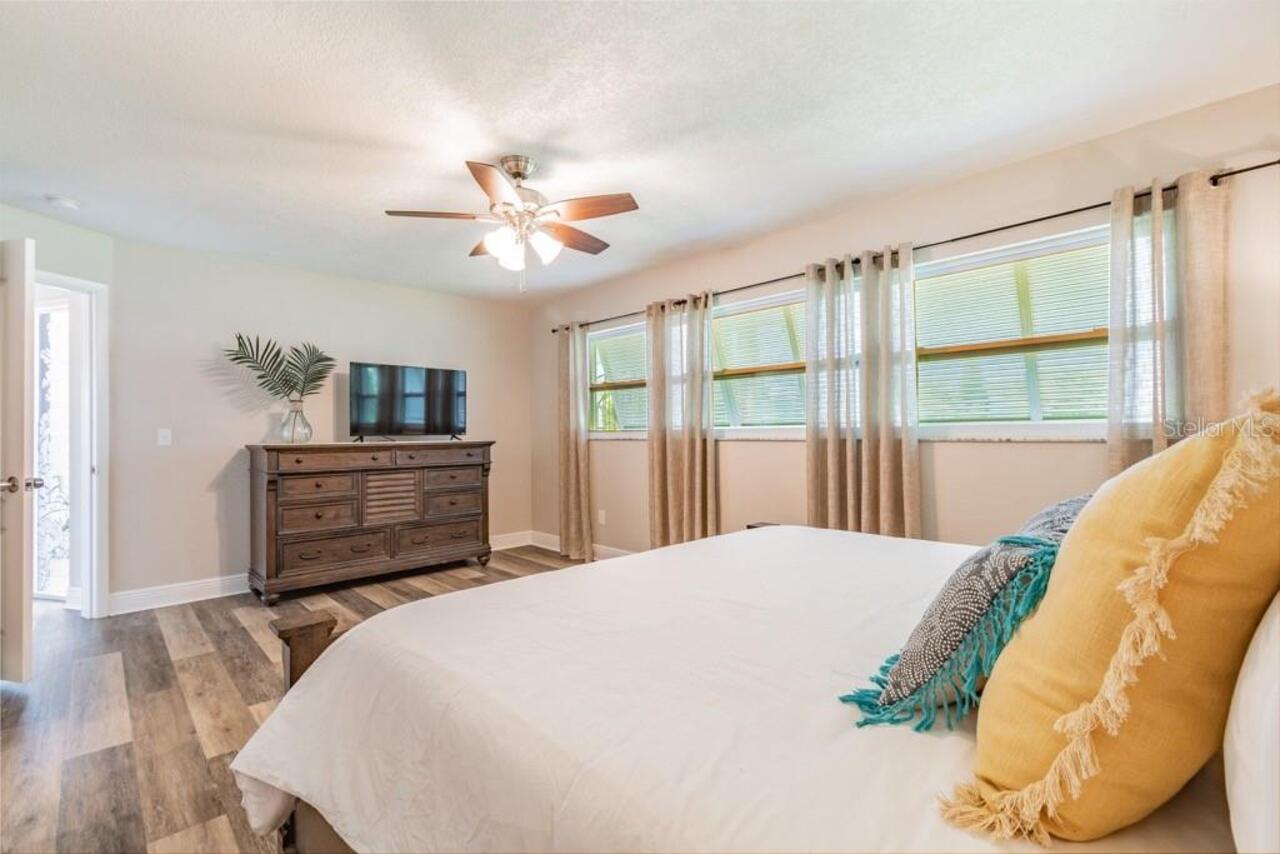 Listing Photo 25