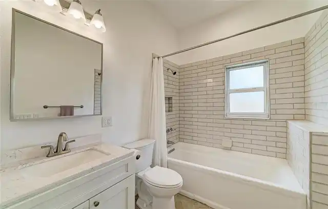 Listing Photo 35