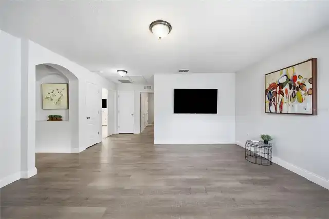 Listing Photo 27