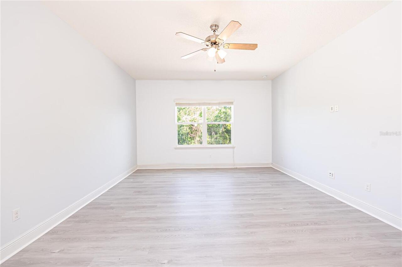 Listing Photo 33
