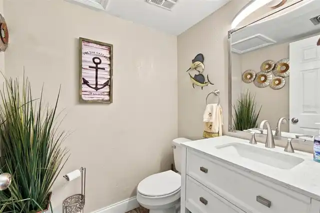 Listing Photo 14