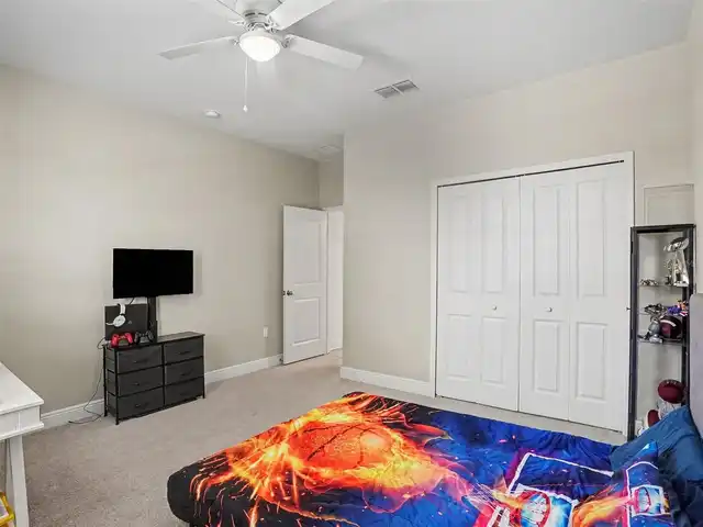 Listing Photo 23