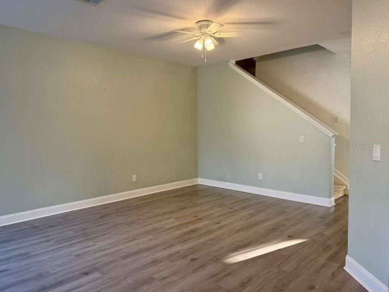Listing Photo 9