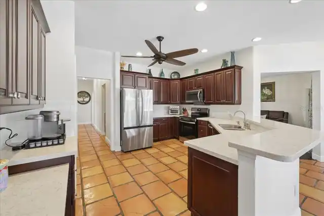 Listing Photo 15