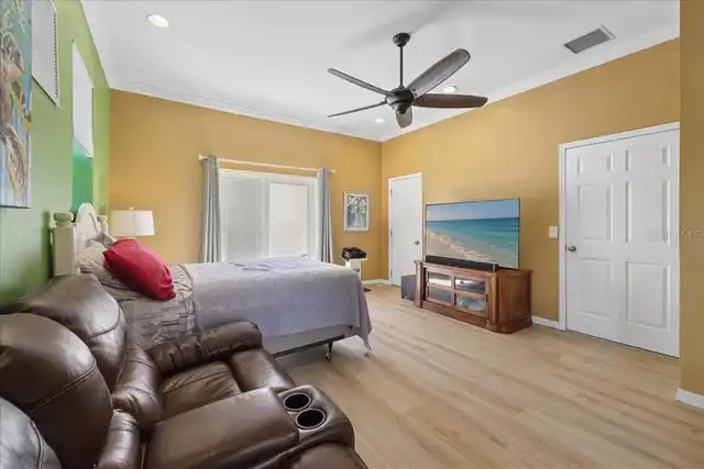 Listing Photo 42